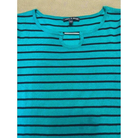 Cable & Gauge Green Striped Sweater - Picture 3 of 4